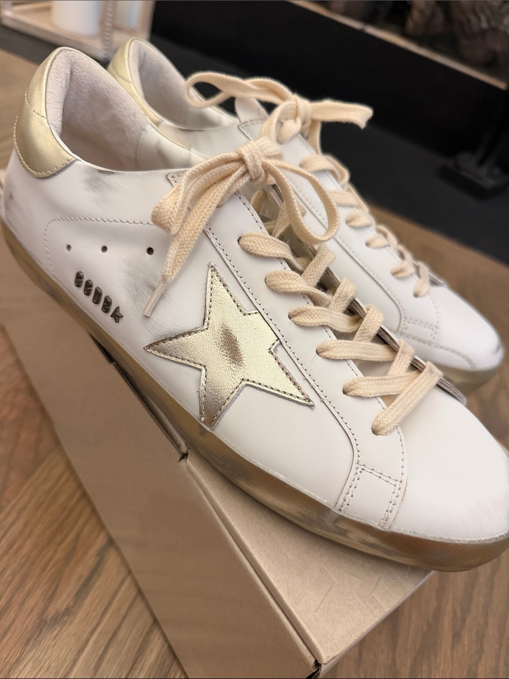 NIB Men’s Golden Goose Super-Star Classic with List Sz 42